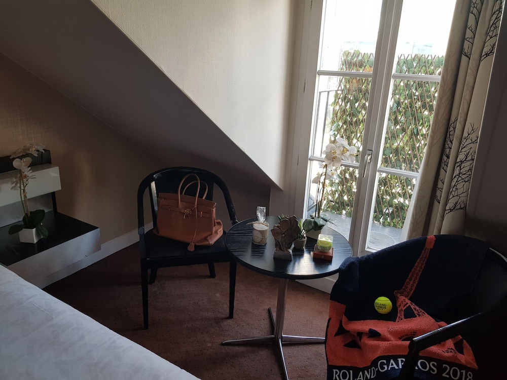 Hotel Alison 28/48