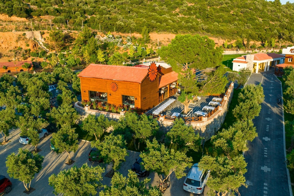 Batihan Vadi Hotel 82/89