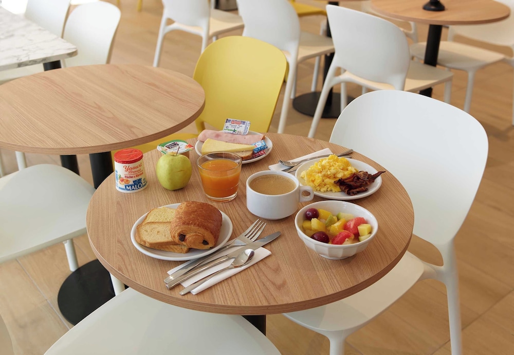 B&B Hotel Paris Vitry-sur-Seine 3 stars 39/55