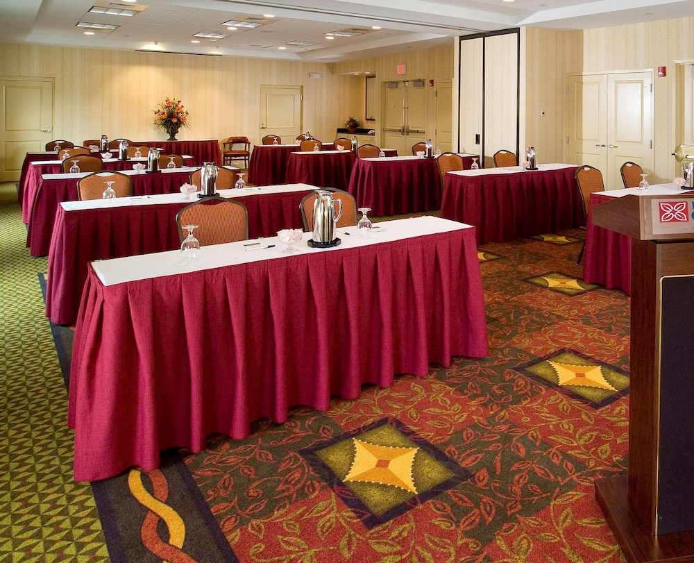 Hilton Garden Inn Plymouth, MA 45/48