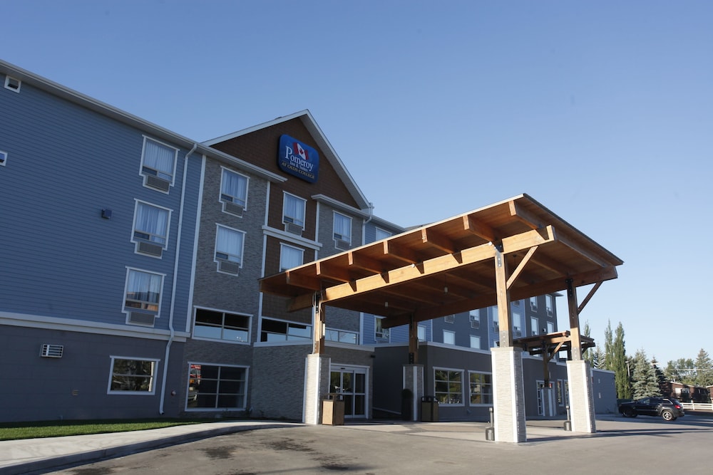 Pomeroy Inn Suites At Olds 2/59