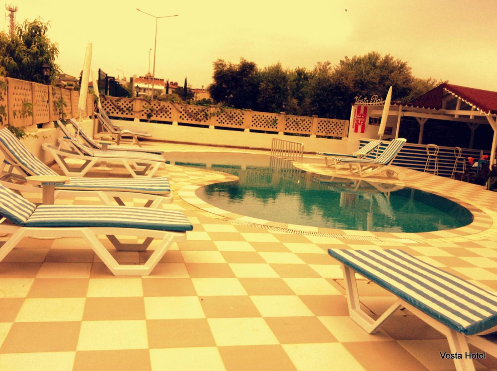 VESTA HOTEL 24/50
