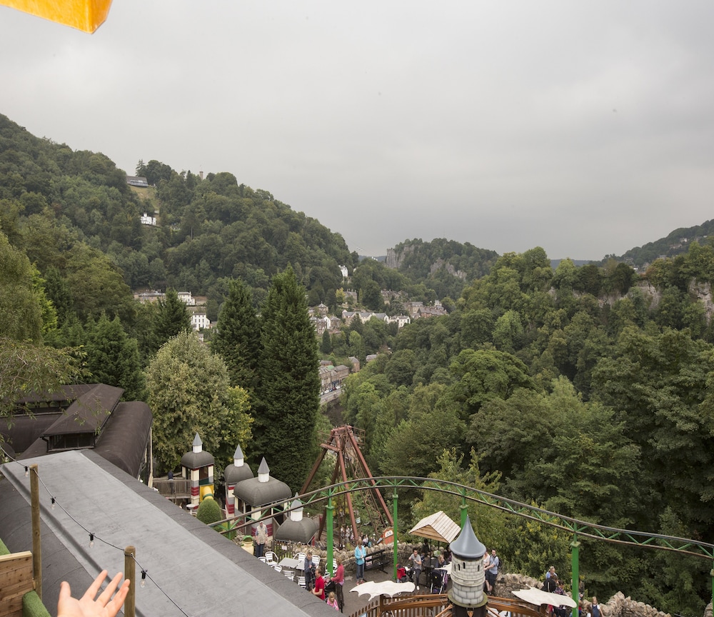 Gullivers Resort Matlock Bath 41/49