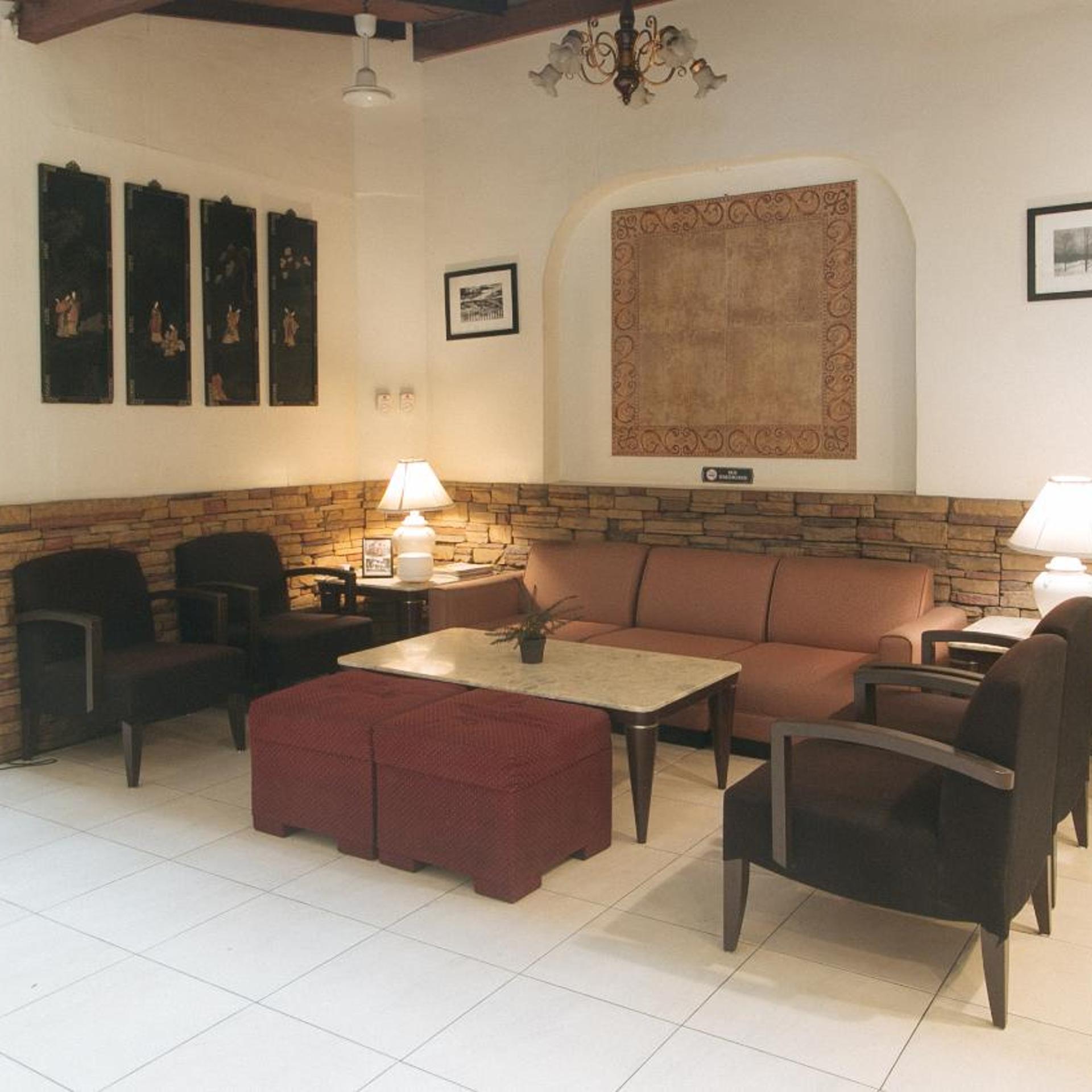 El Rico Suites 33/47