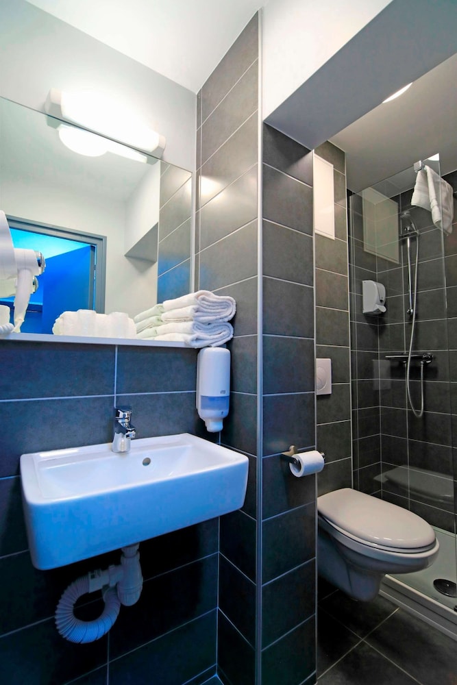 Brit Hotel Essentiel Dunkerque Gravelines 33/34