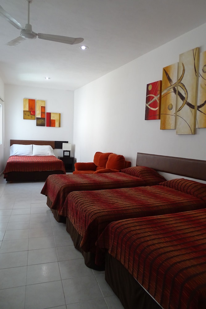 Aparthotel Siete 32 12/40
