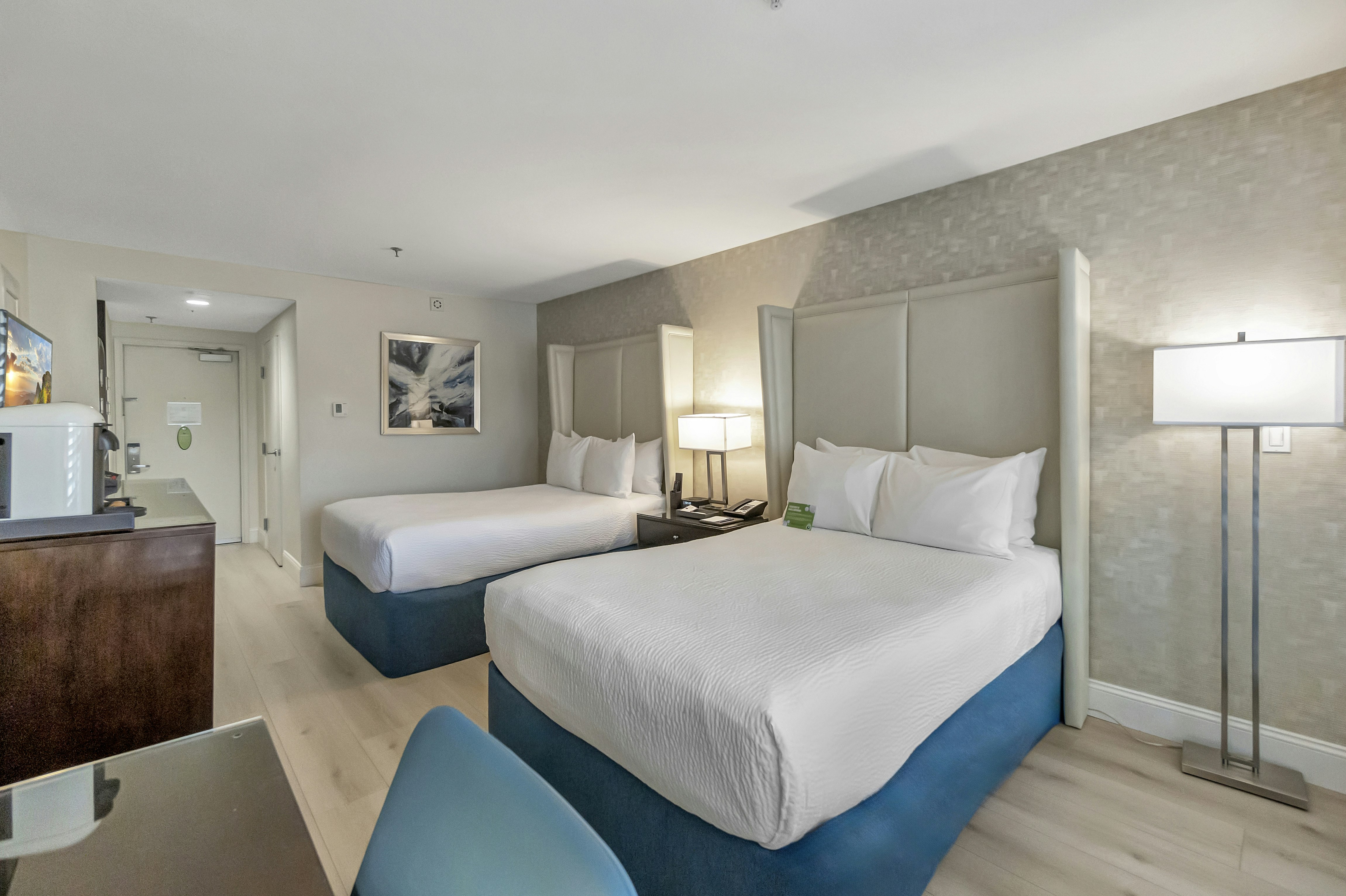 Ocean View Hotel 23/70