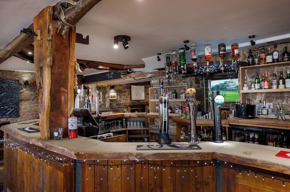 Oyster Inn 35/46