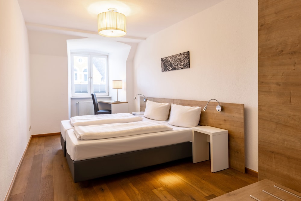 2 Bedrooms, Apartment, 2 Double Beds, Sofa, Xl