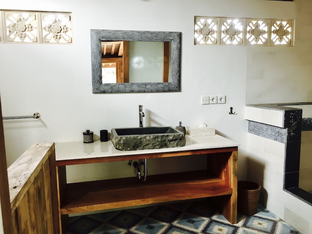 Sun Suko Boutique Retreat 20/69