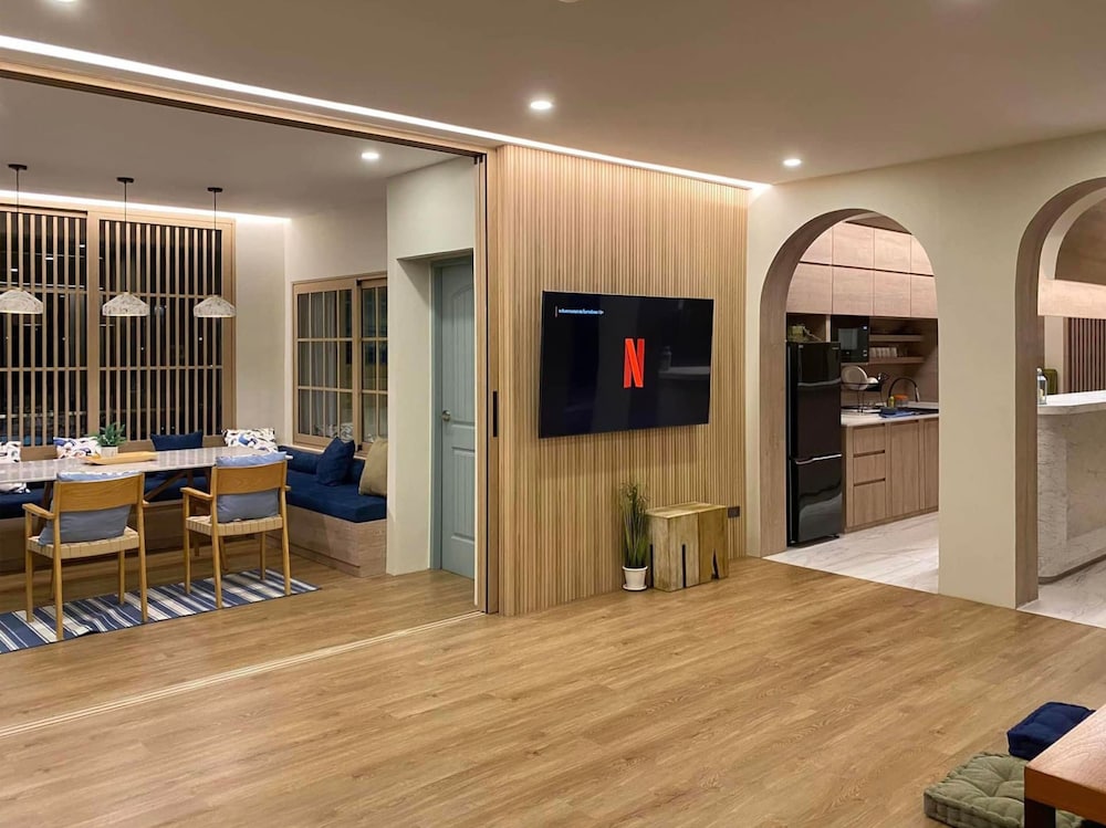 Hub Hua Hin 57 Hotel 57/72