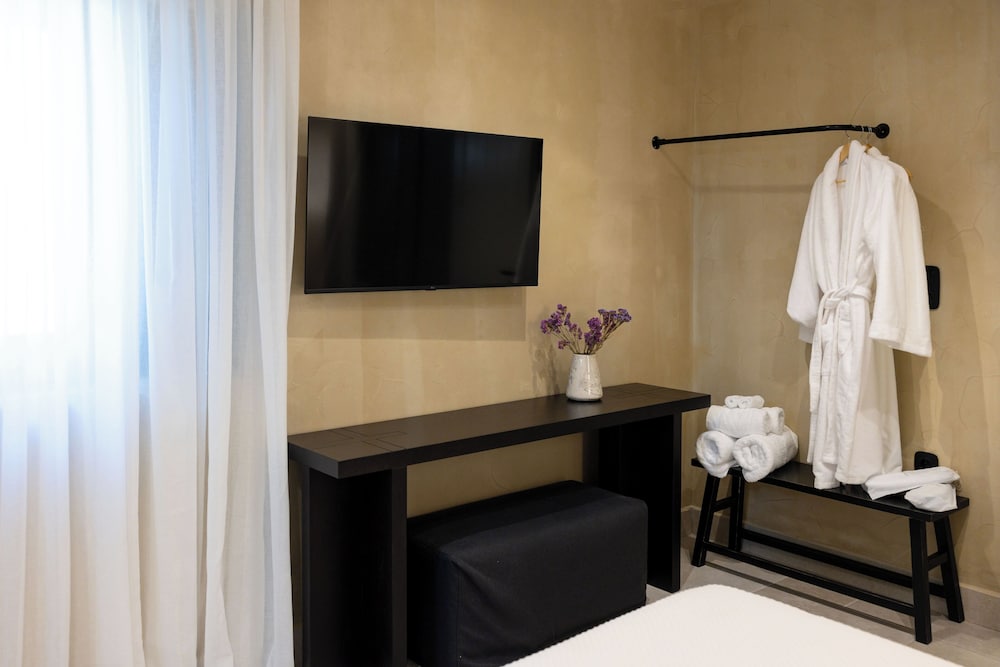 Melidron Luxury Hotel & Suites 37/50