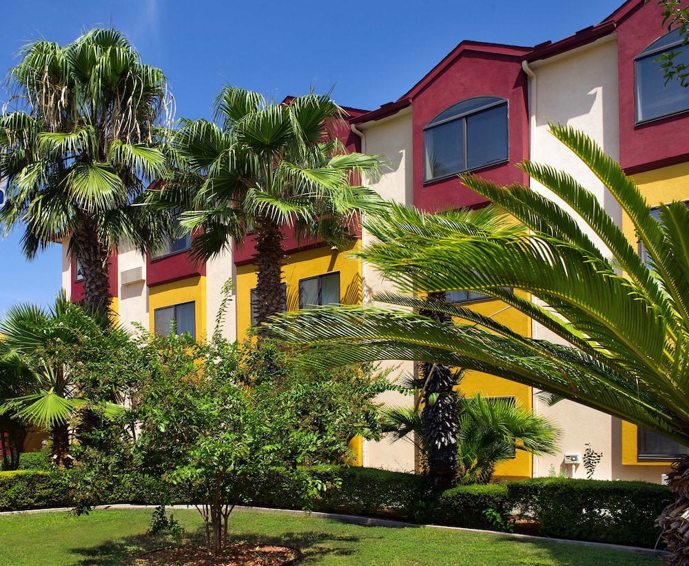 Best Western Alamo Suites 1/27