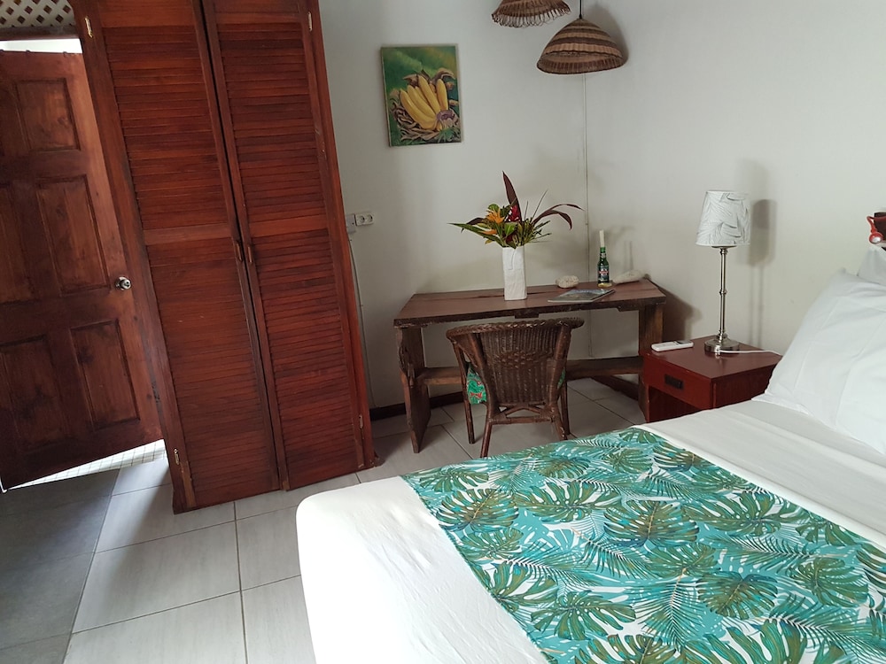 Hibiscus Valley Inn 12/50