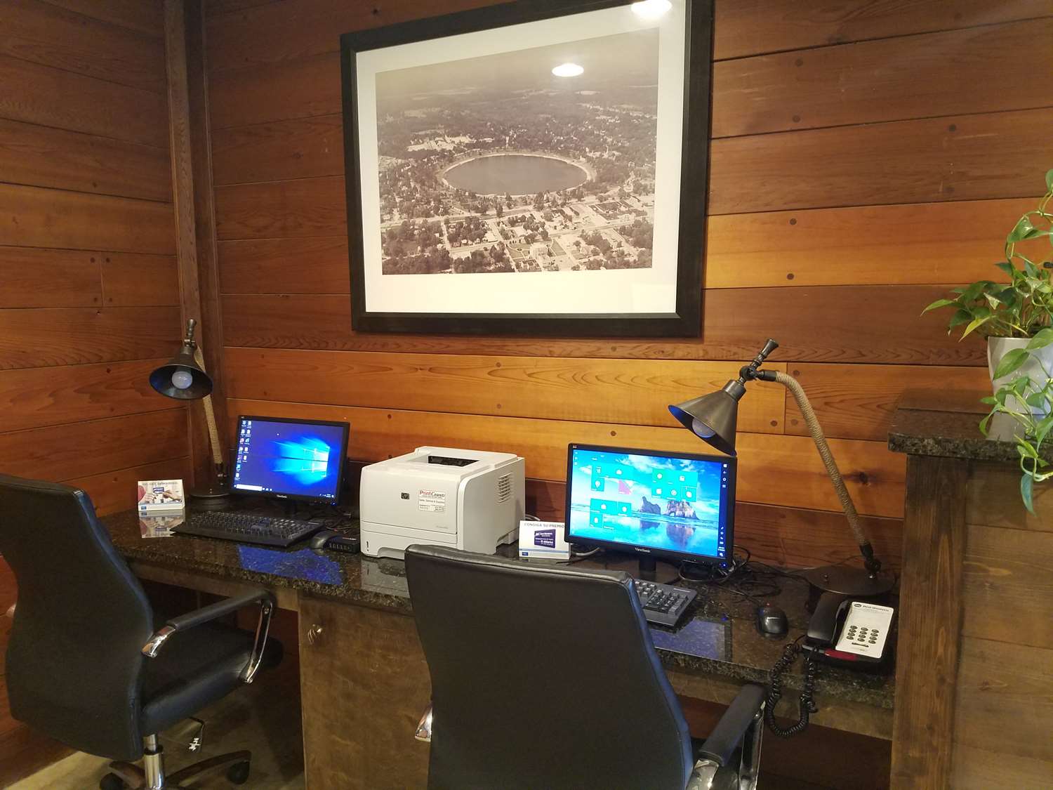 Best Western Crossroads Inn 17/19