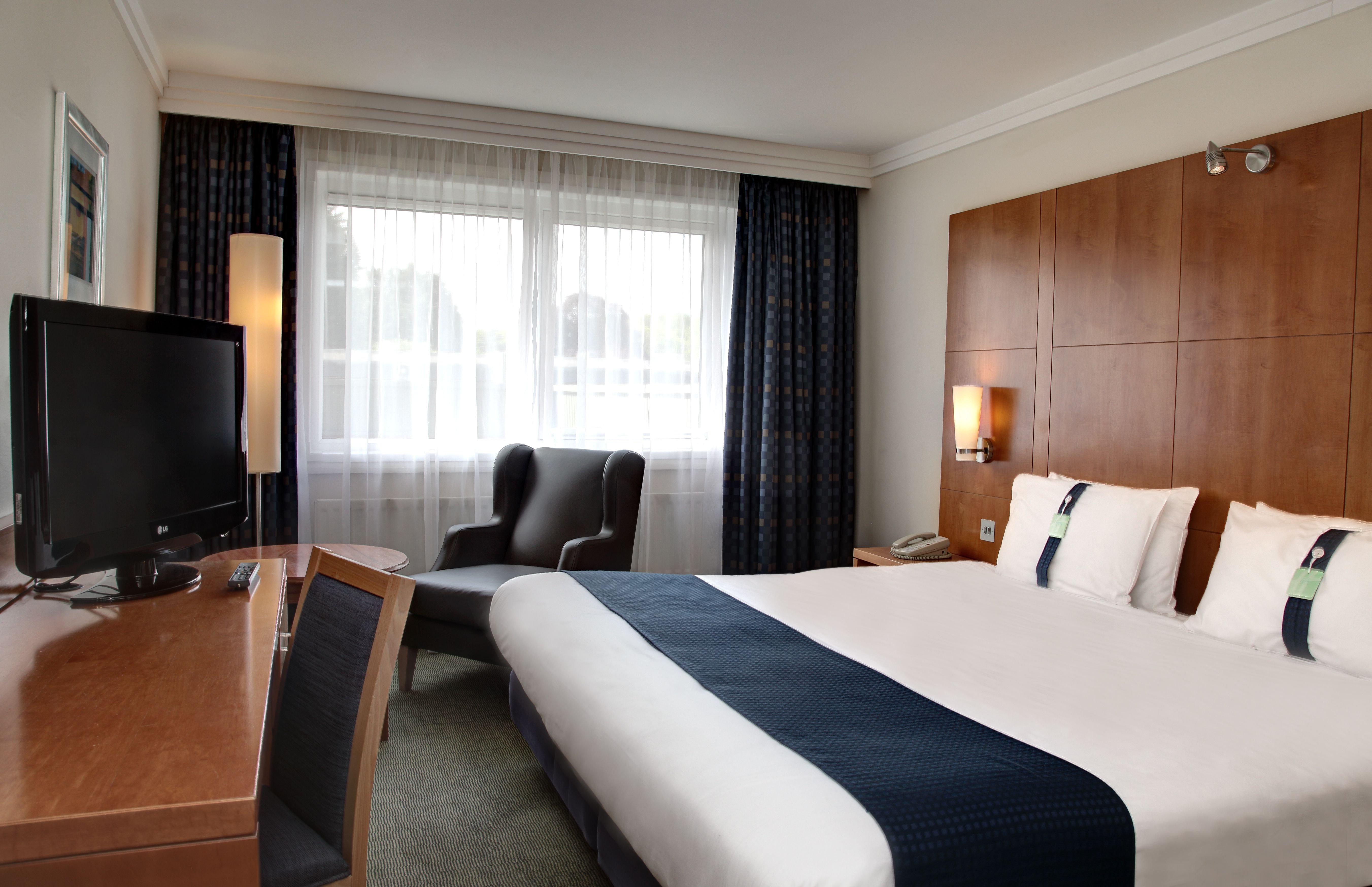 HOLIDAY INN BRISTOL FILTON 14/50