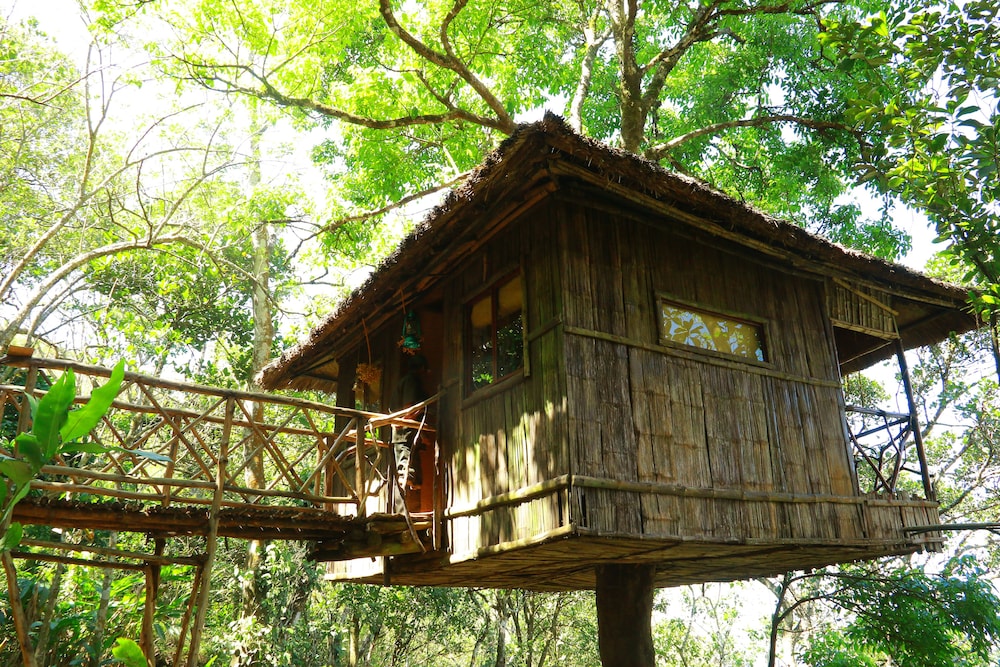 Green Woods Resort 3/70