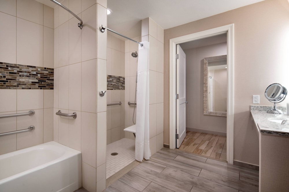 Marriott Coronado Island Resort Spa 12/36