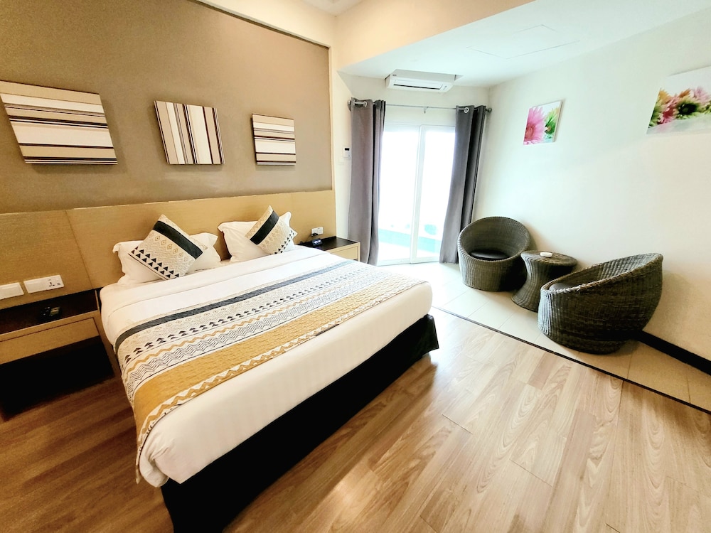 Langkawi Seaview Hotel 24/76