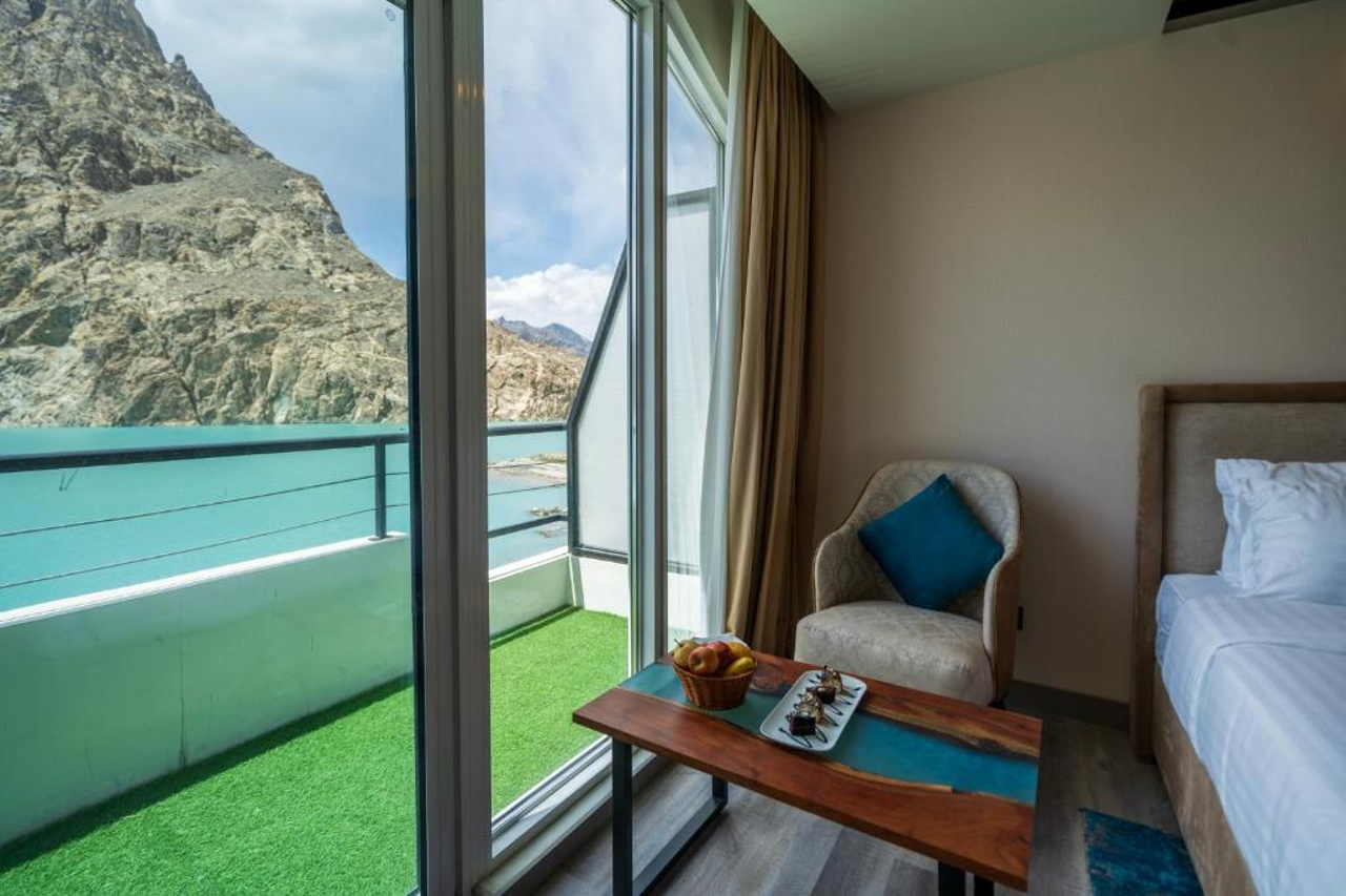 Pearl Continental Resort Attabad Lake 10/15