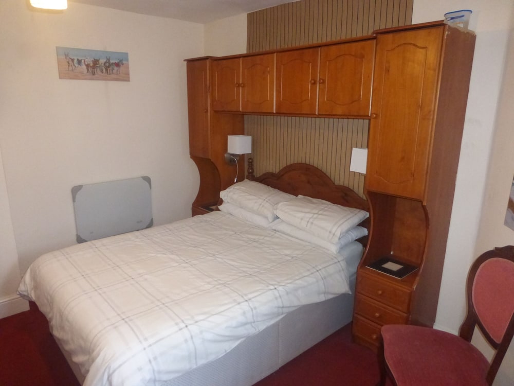 Gleneagles Guest House 6/12