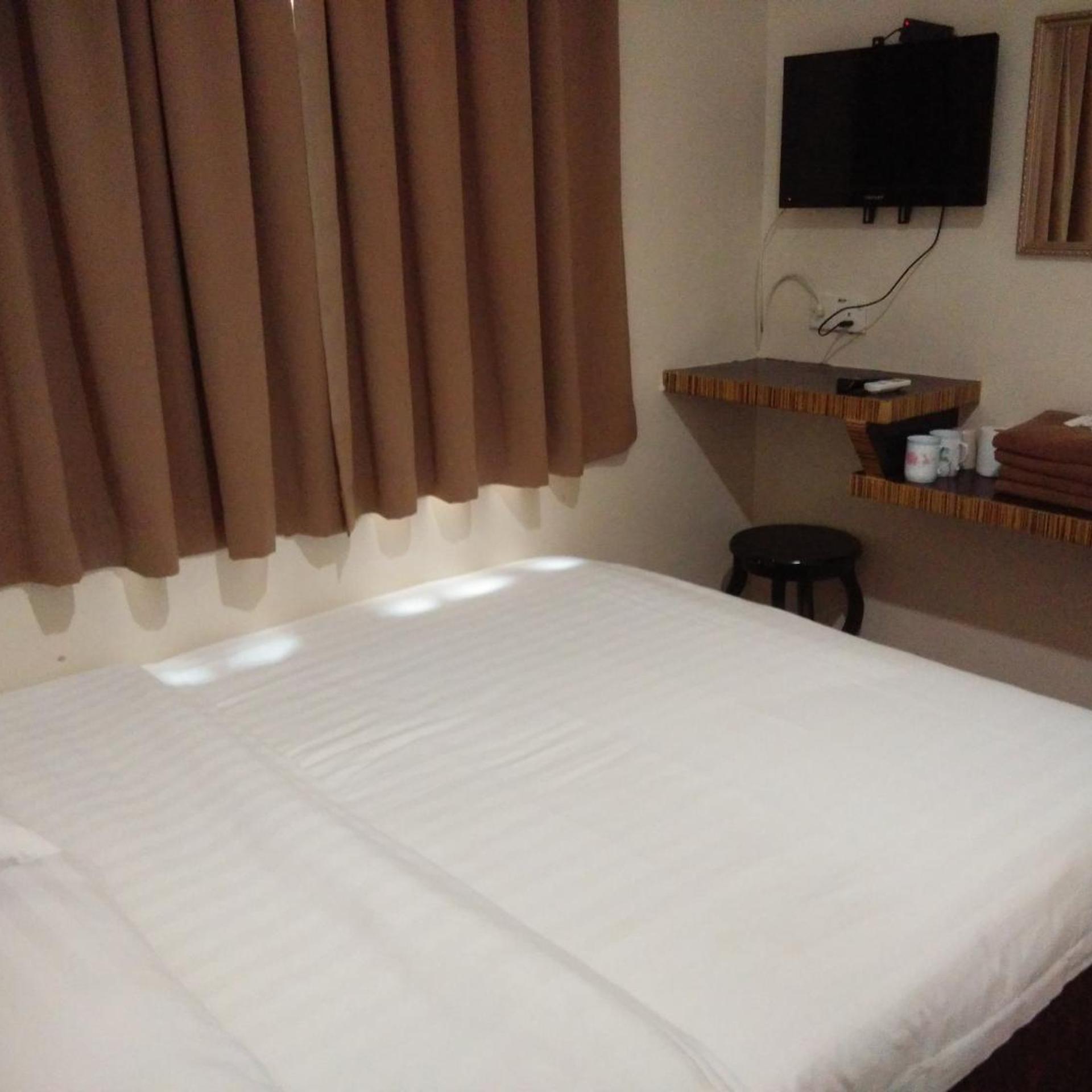 Hotel Traveller 22/34