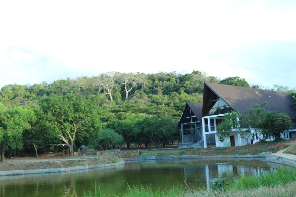 Liyya Water Villas 26/48