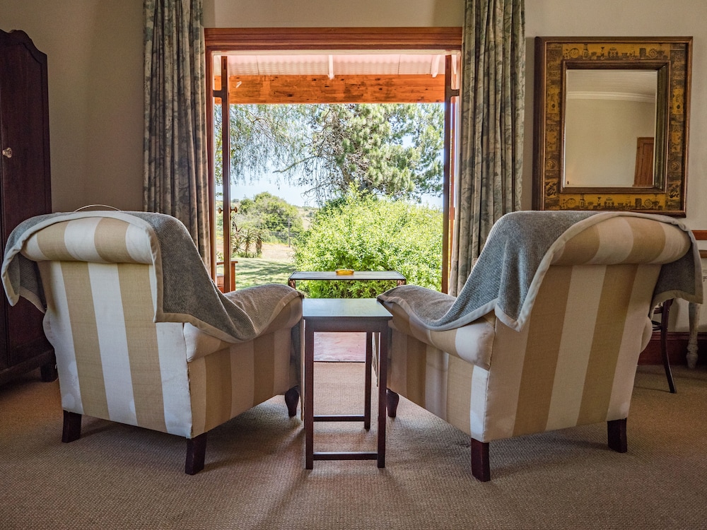 Leeuwenbosch Shearers Lodge 19/50