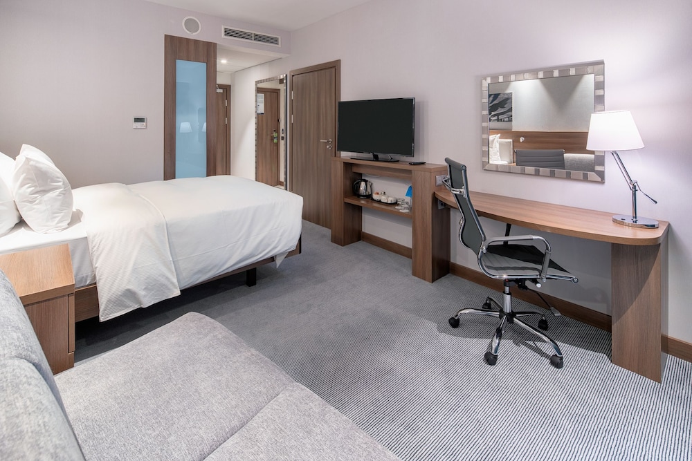 Hampton By Hilton Warsaw Mokotow 42/45