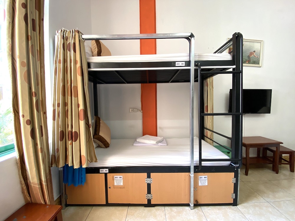 Alex Hotel 50/72