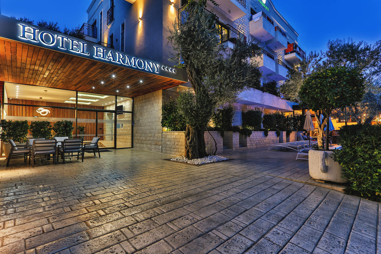 Hotel Harmony by Aycon 77/88