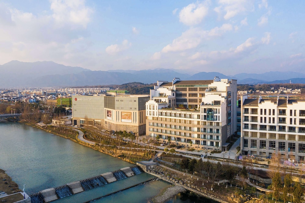Ramada by Wyndham Huangshan North 27/28
