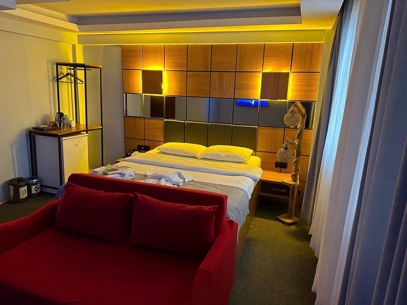 Linda Hotel Kadikoy 7/20