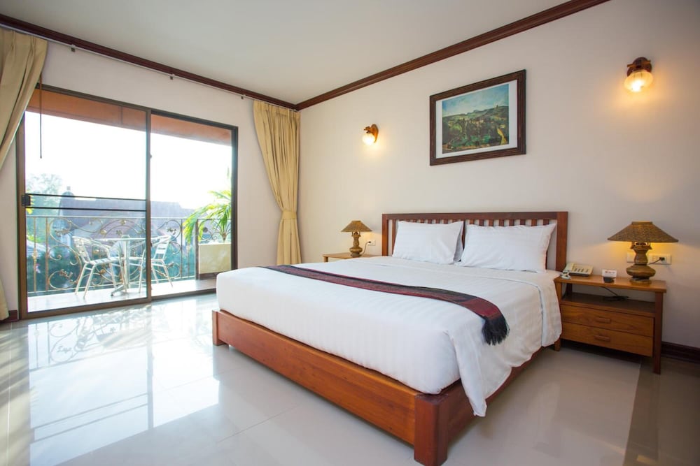 Baan Khun Chiang Mai 11/30