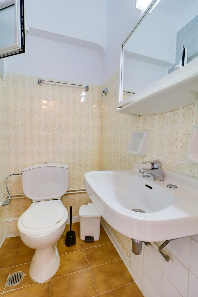 DOUBLE ROOM SEA VIEW (RB)