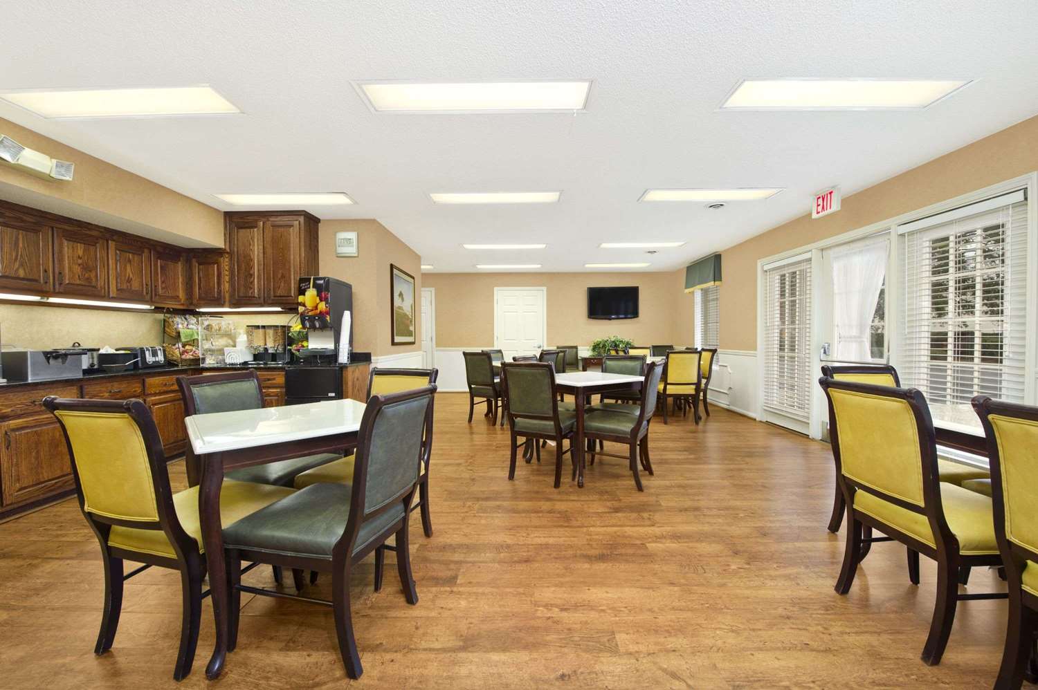 Baymont By Wyndham Thomasville 34/49