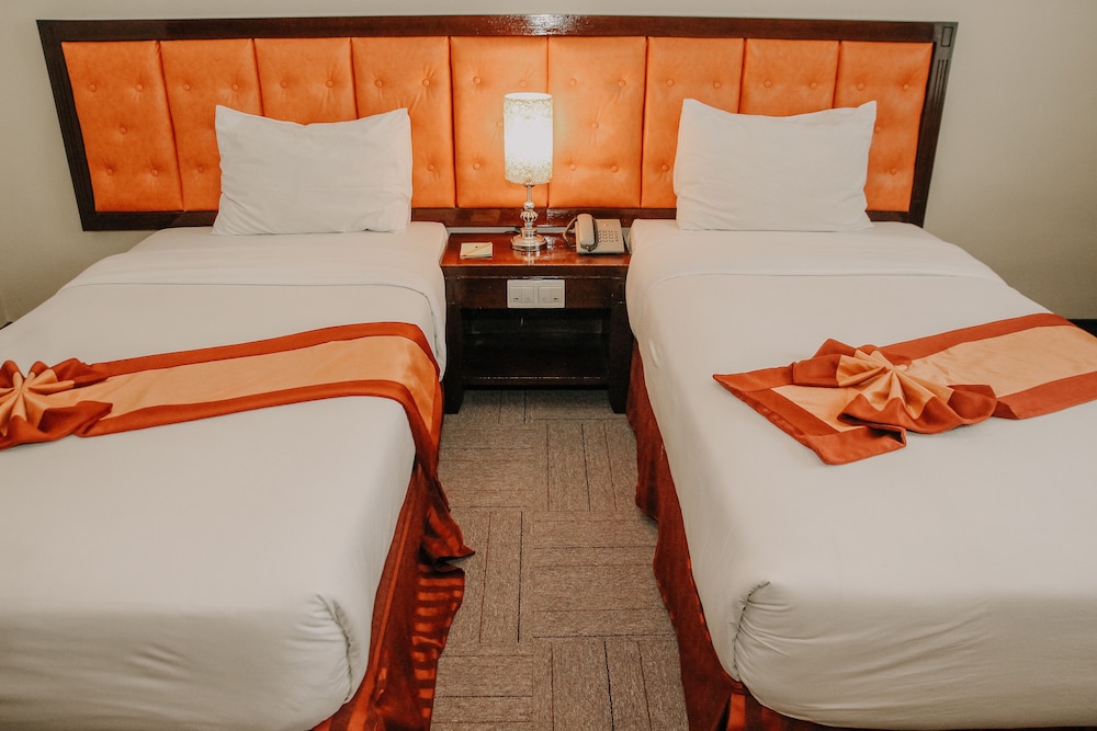 Grand Q Hotel Gorontalo 15/46