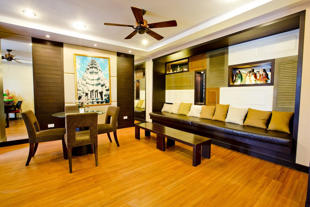 Sinsuvarn Airport Suite 50/67