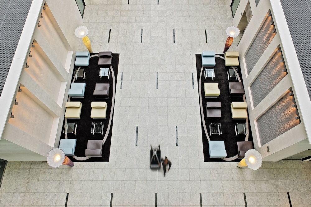 Hilton Frankfurt Airport 30/66