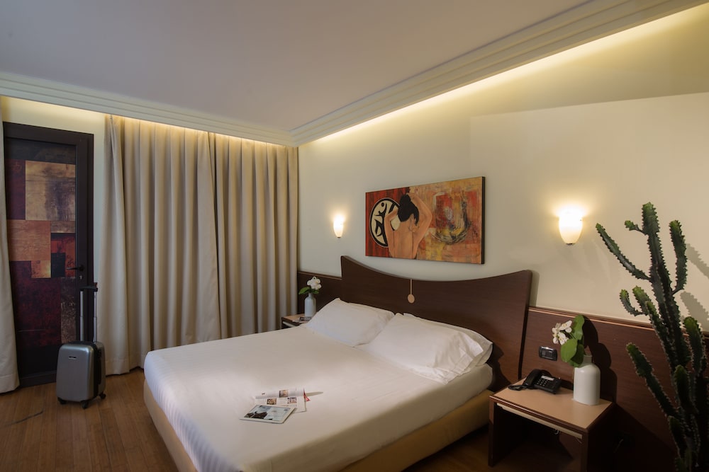 As Hotel Cambiago 17/67