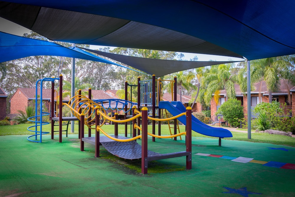Boambee Bay Resort 32/37