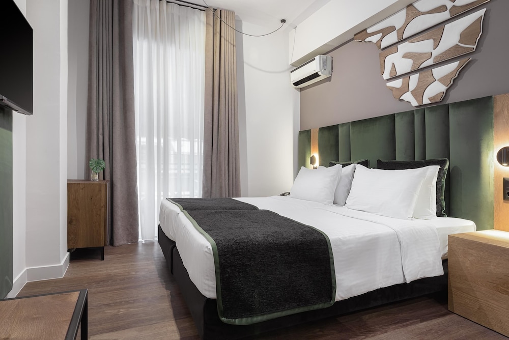 SUPERIOR, TWIN BEDS