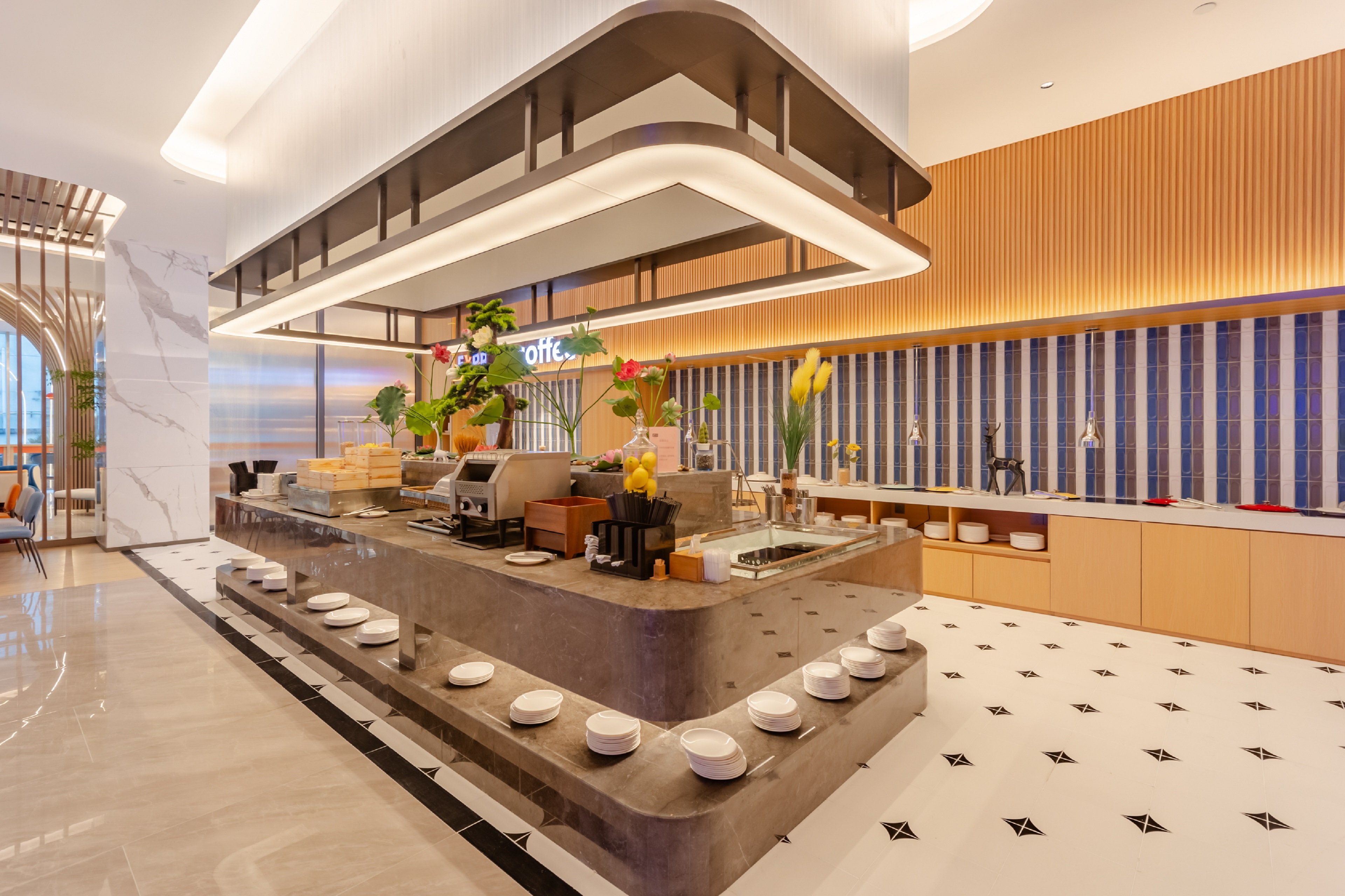 HOLIDAY INN EXPRESS HEFEI DOWNTOWN 16/80