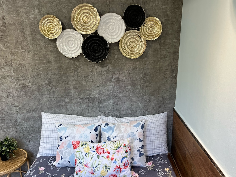 AMU Dreamhouse 5/47