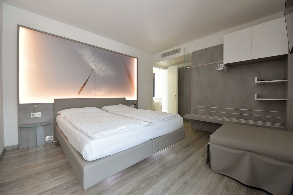 Ecohotel Primavera 13/72