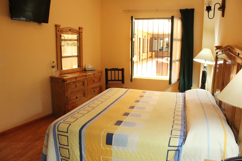 Hotel Meson De La Merced 14/45
