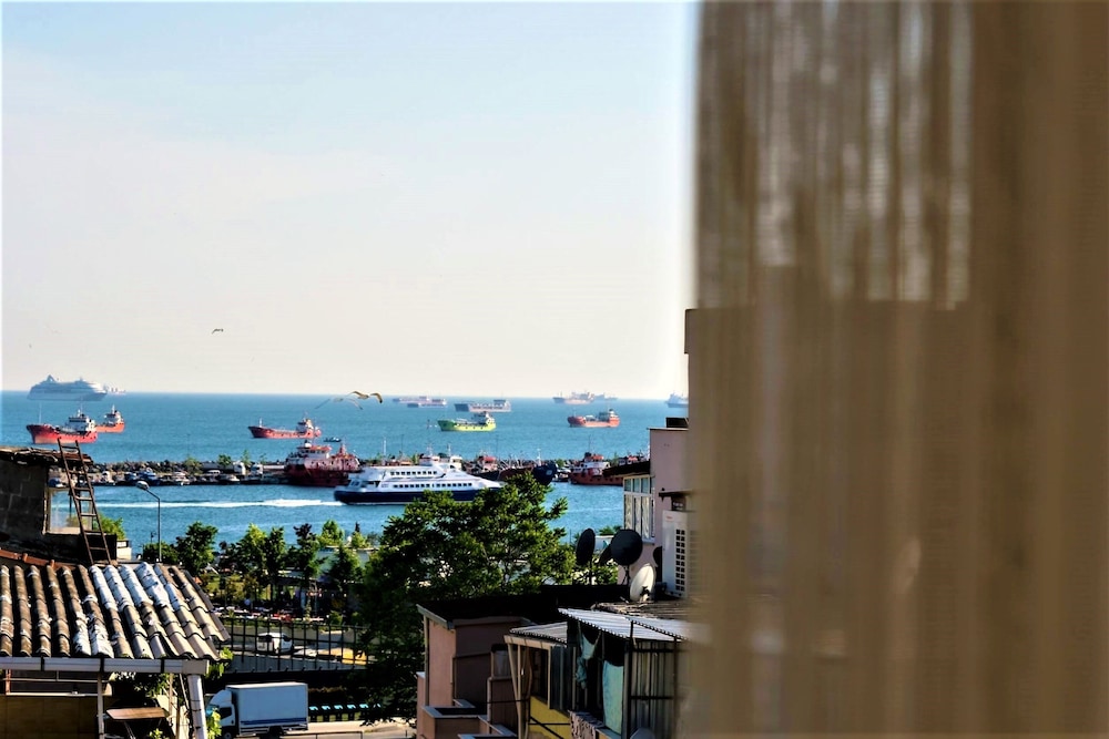 Istanbul Comfort Holiday Hotel 42/47