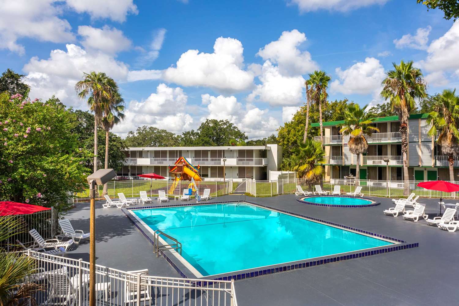 Baymont by Wyndham Orlando Lake Buena Vista South 48/50