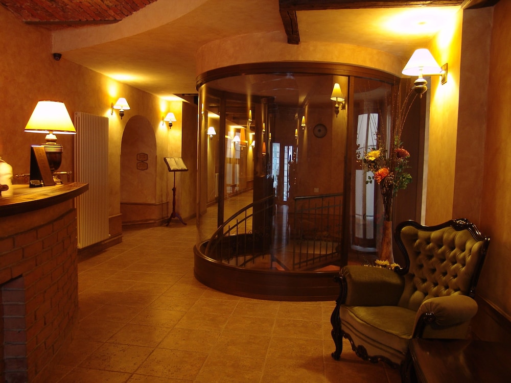 Bella Muzica Hotel 27/50