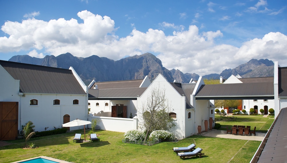 Zorgvliet Country Lodge 3/66
